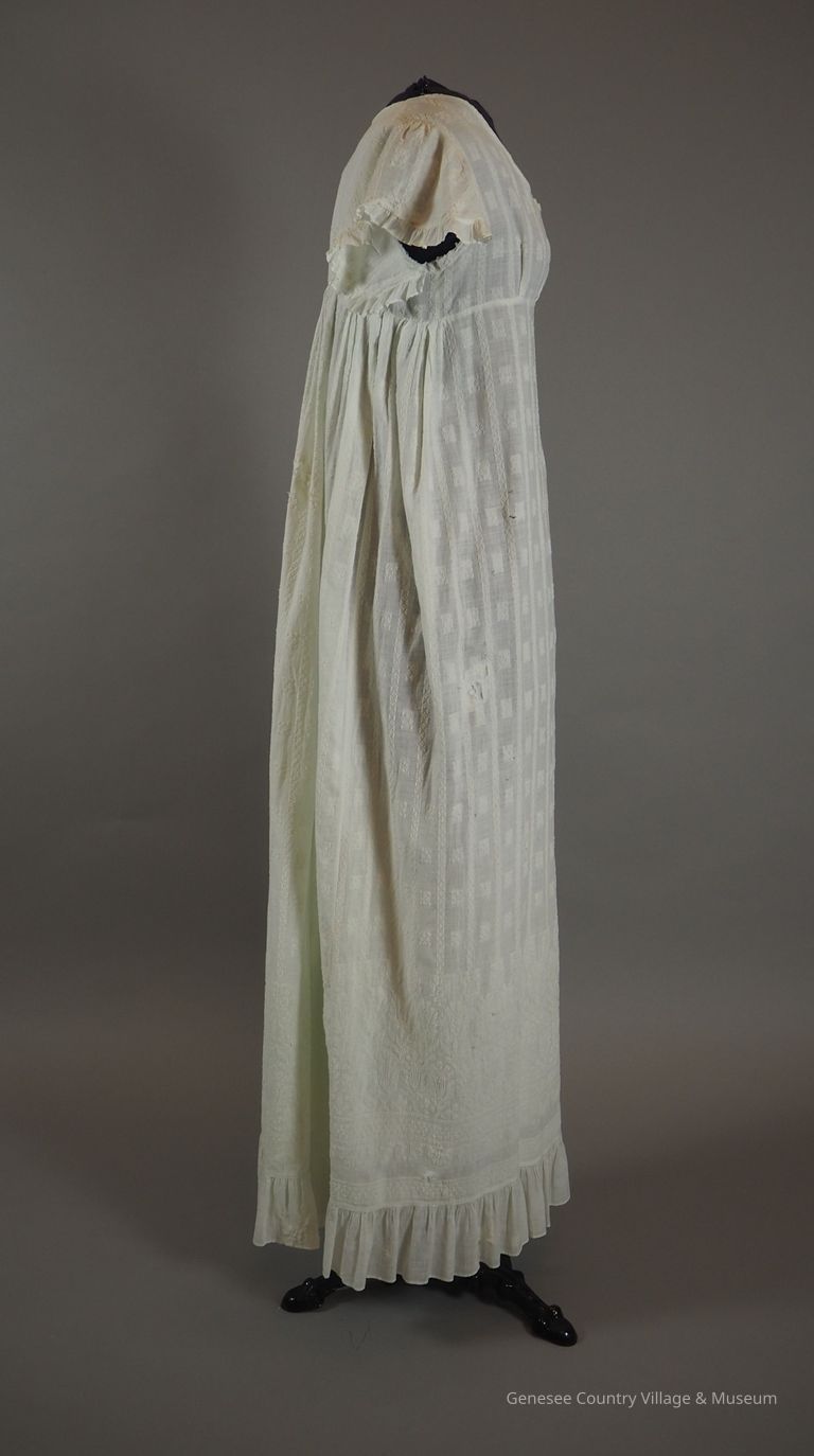 Wedding Dress - Image 7