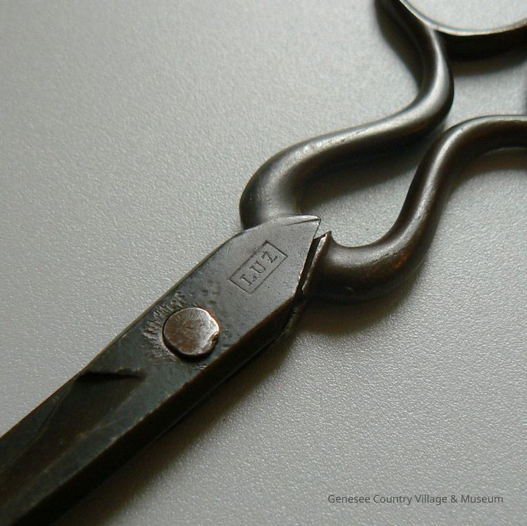 Scissors - Image 2
