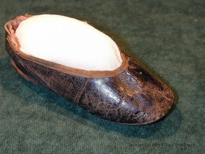 Shoe