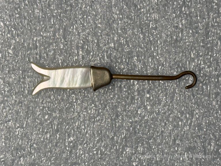 Buttonhook - Image 2
