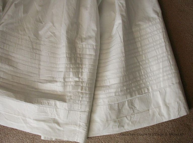 Petticoat - Image 2