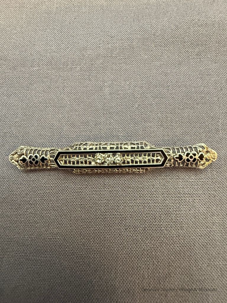 Bar Pin