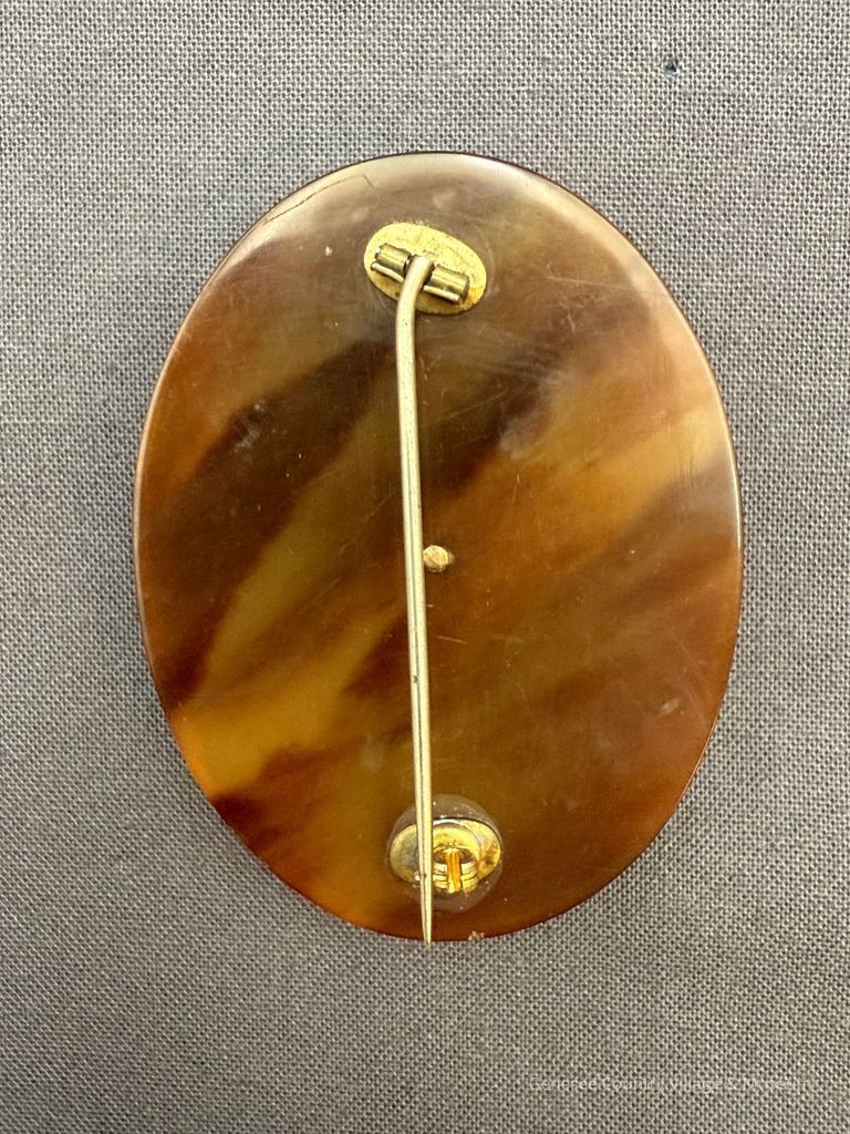 Brooch - Image 2