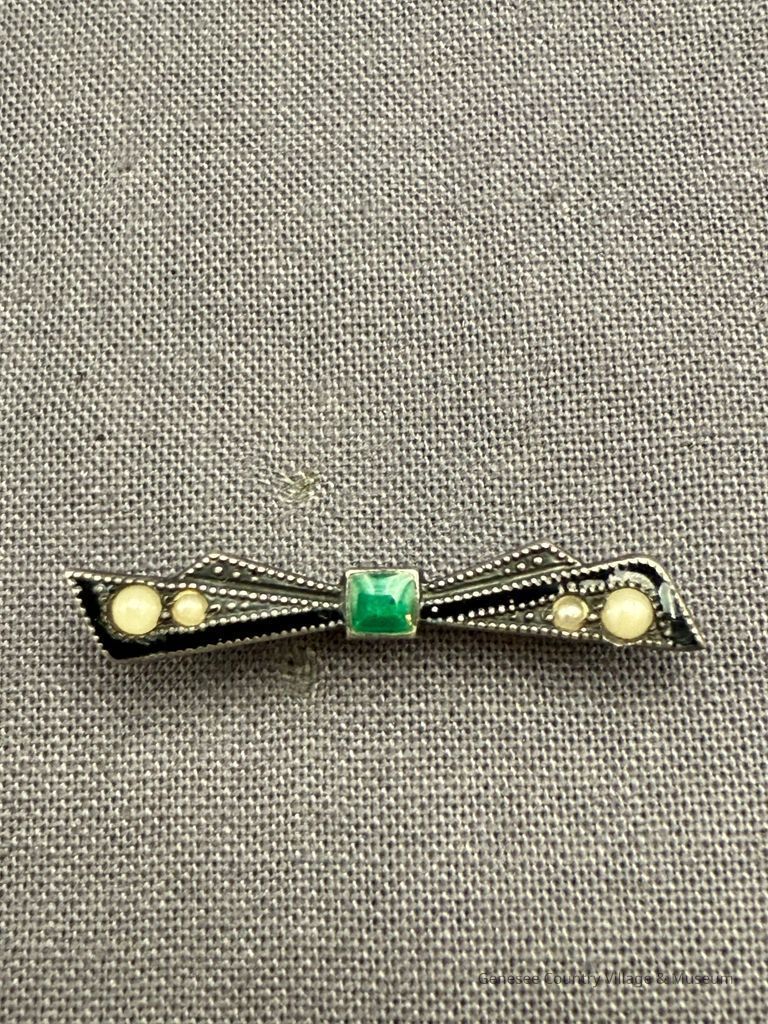 Lingerie Pin