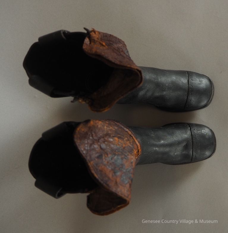 Boots - Image 3