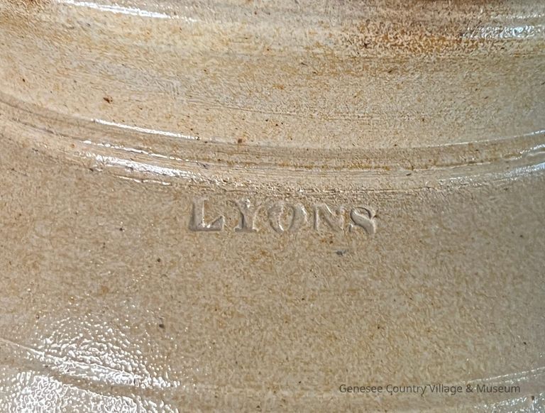 Stoneware Crock - Image 2