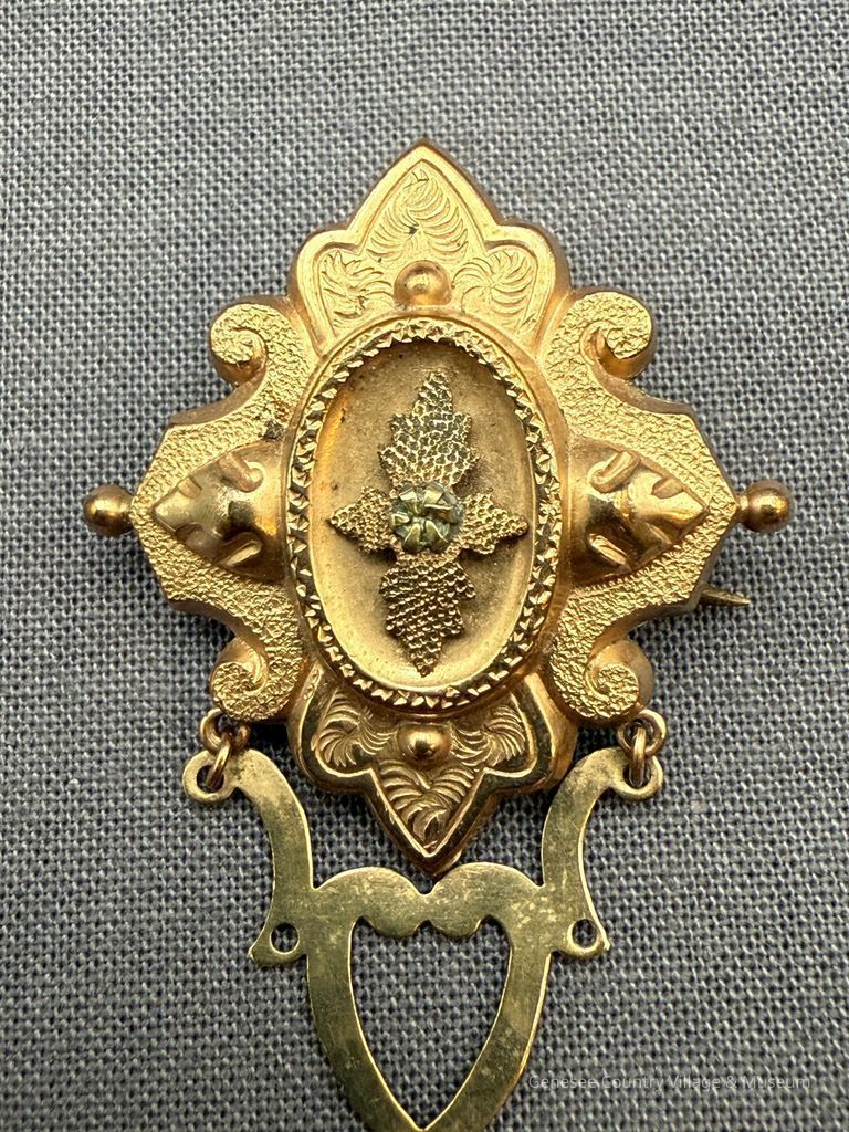 Brooch