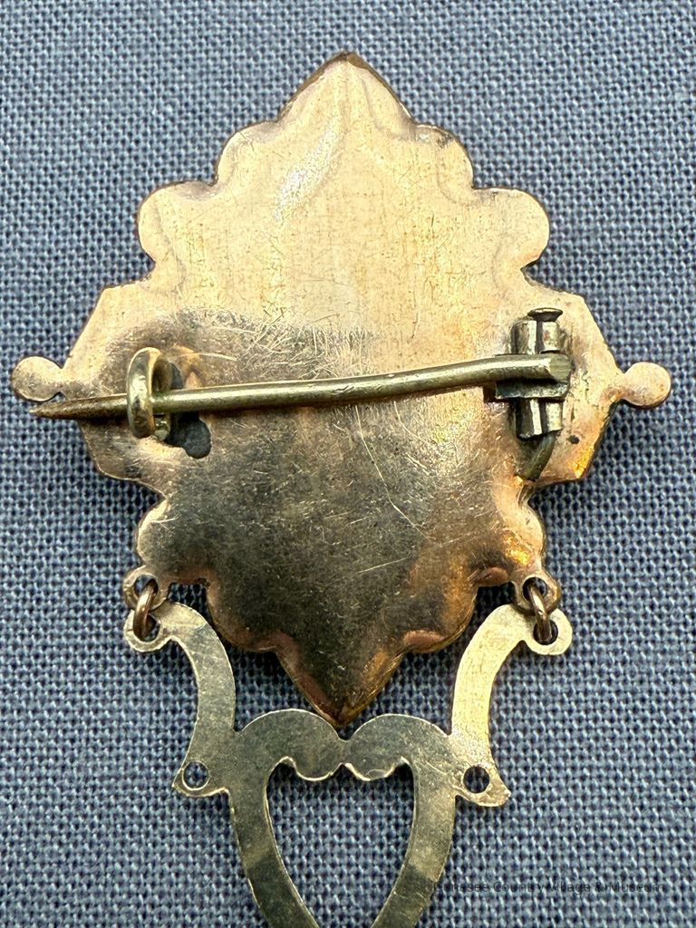 Brooch - Image 4