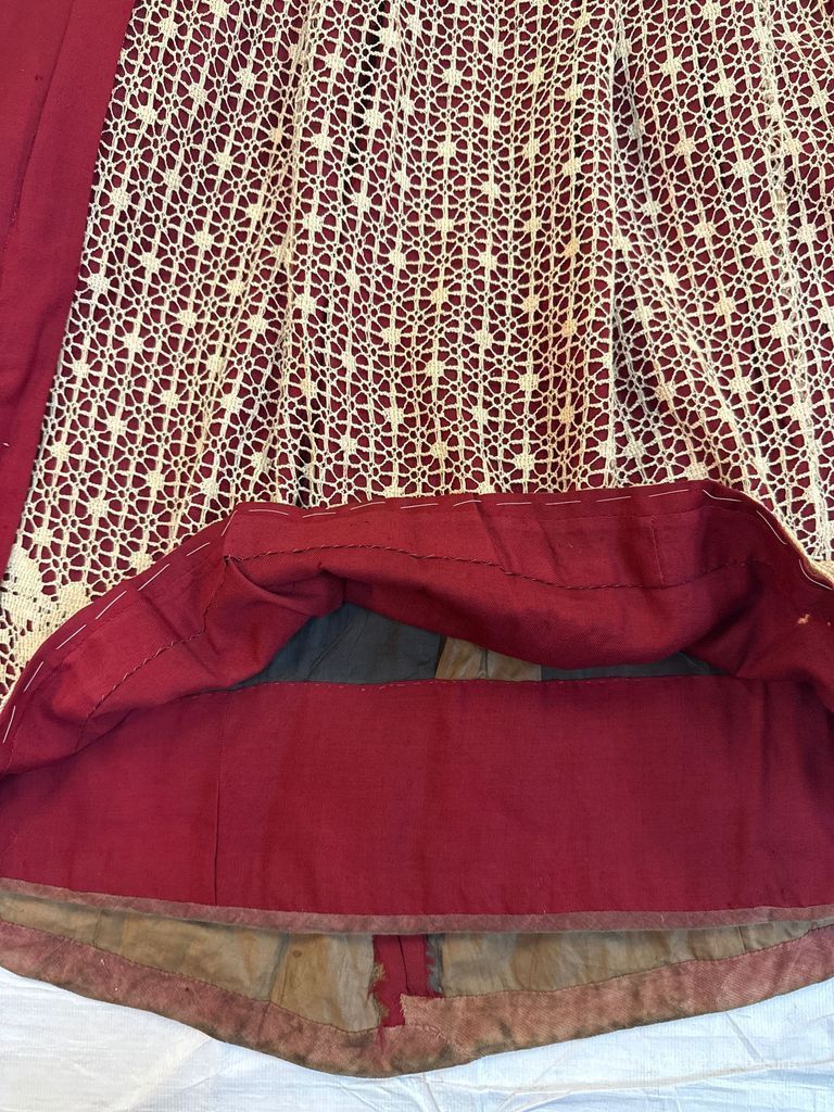 Housecoat - Image 8