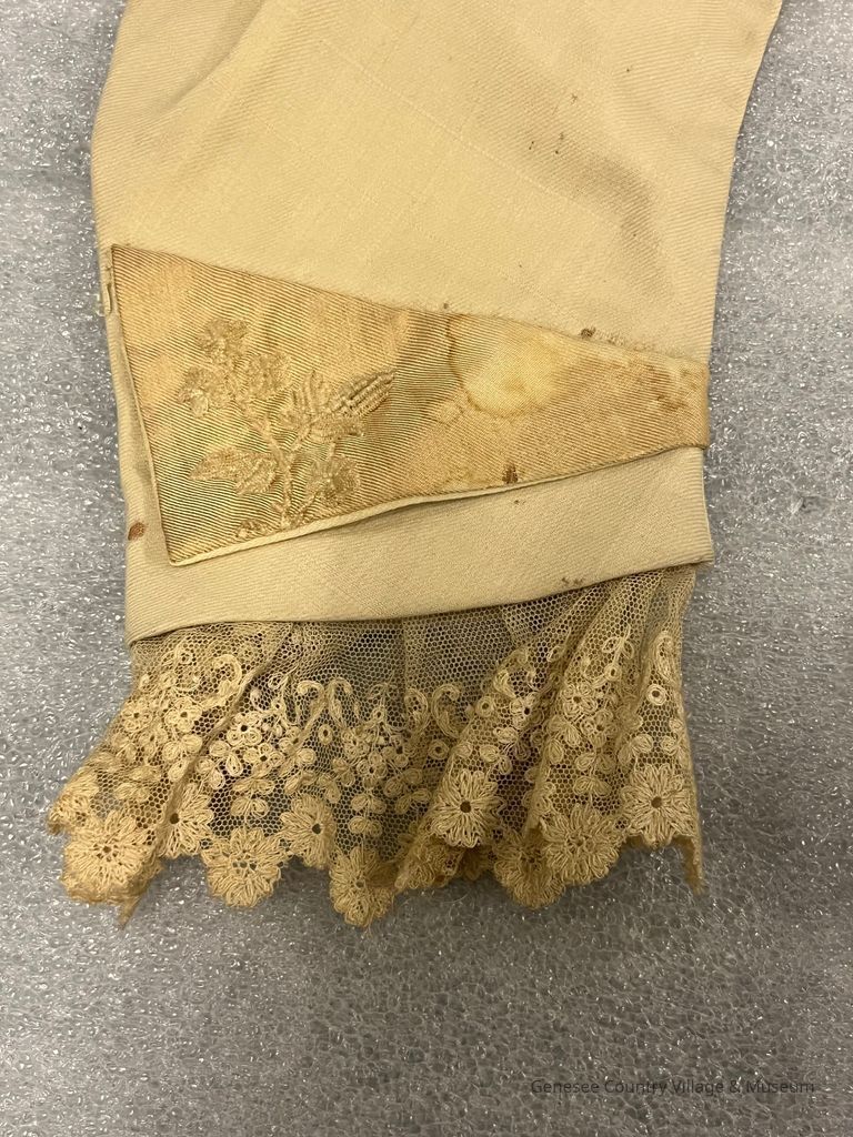 Bodice - Image 3