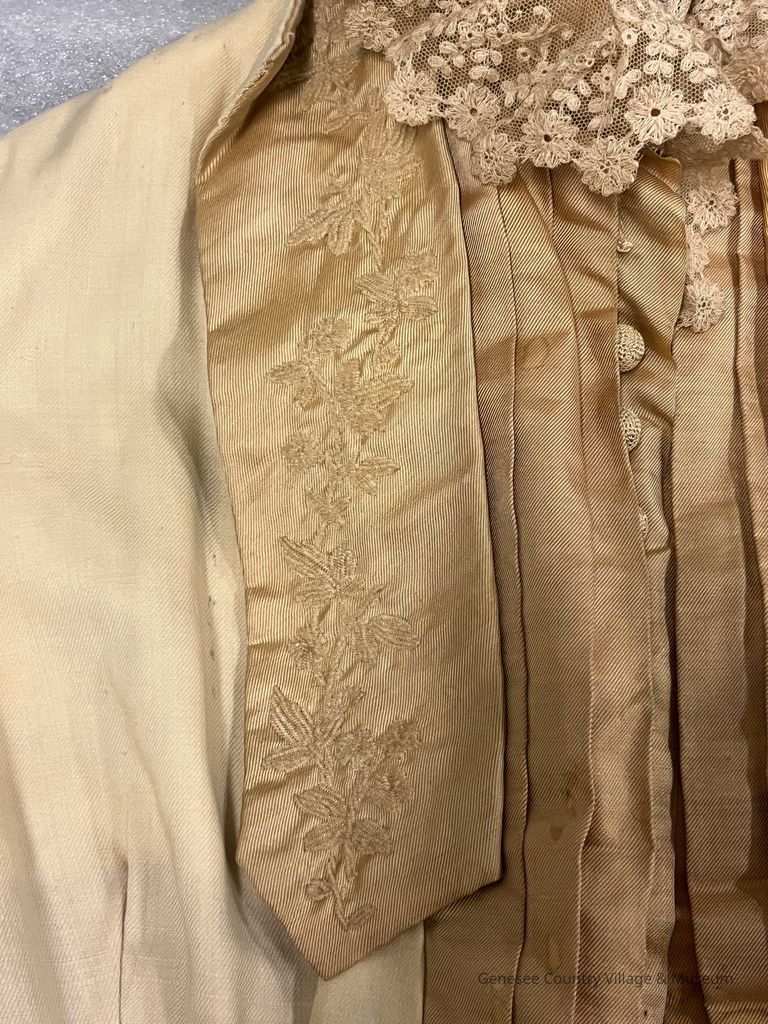 Bodice - Image 4