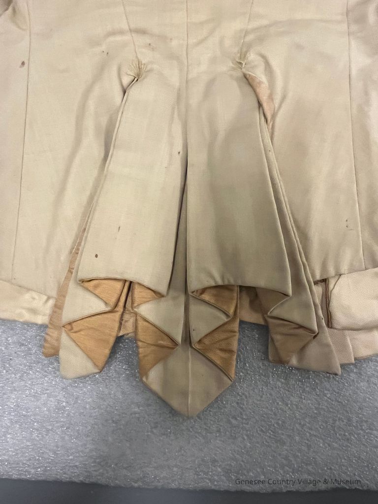 Bodice - Image 6