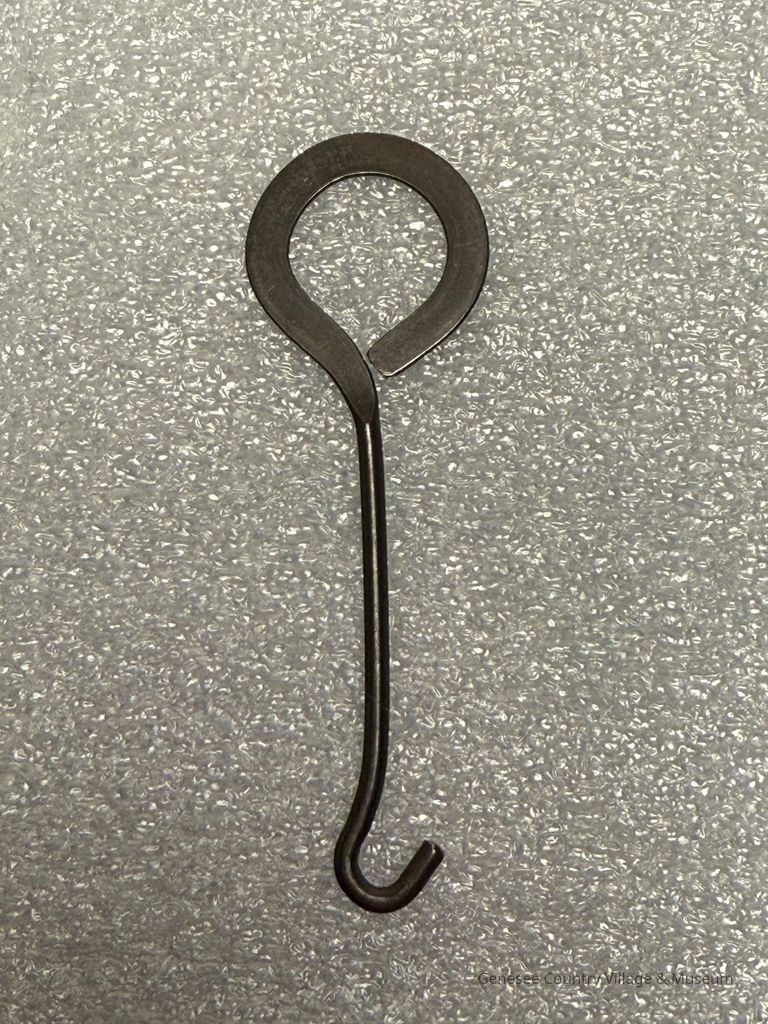 Buttonhook