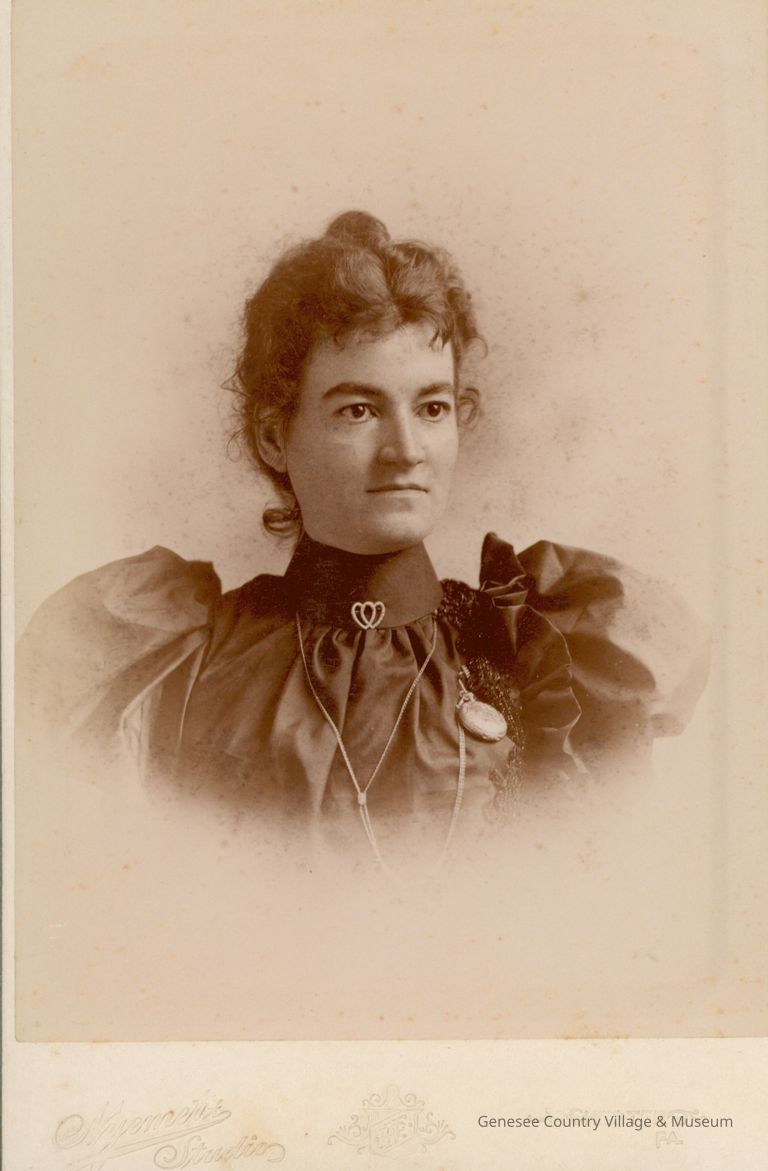 Cabinet Card