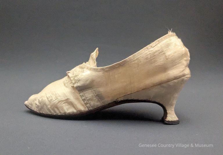 Shoe - Image 3