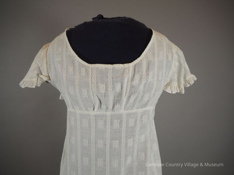 Wedding Dress - Image 9