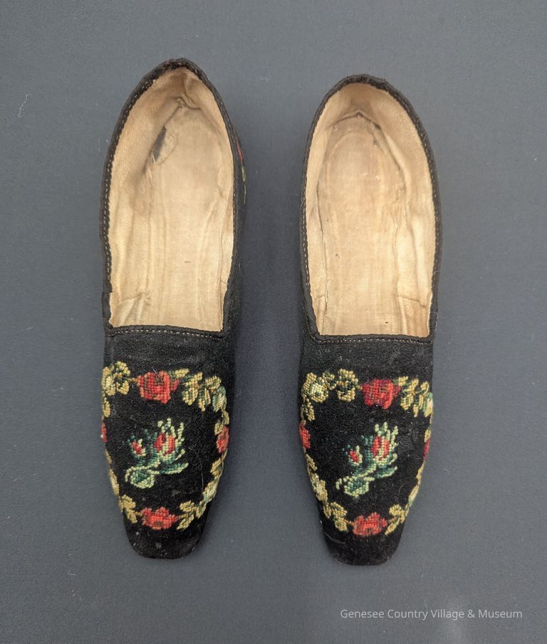 Slippers - Image 2