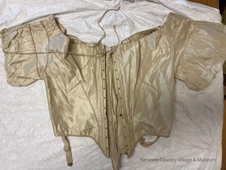 Bodice - Image 2