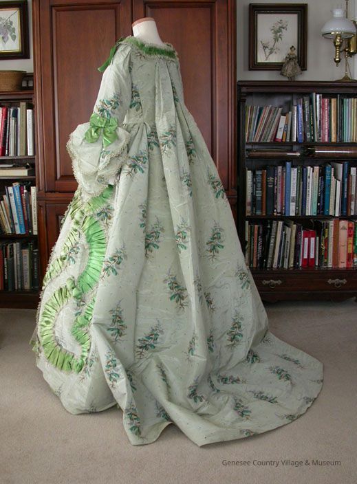 Dress, Costume - Image 3