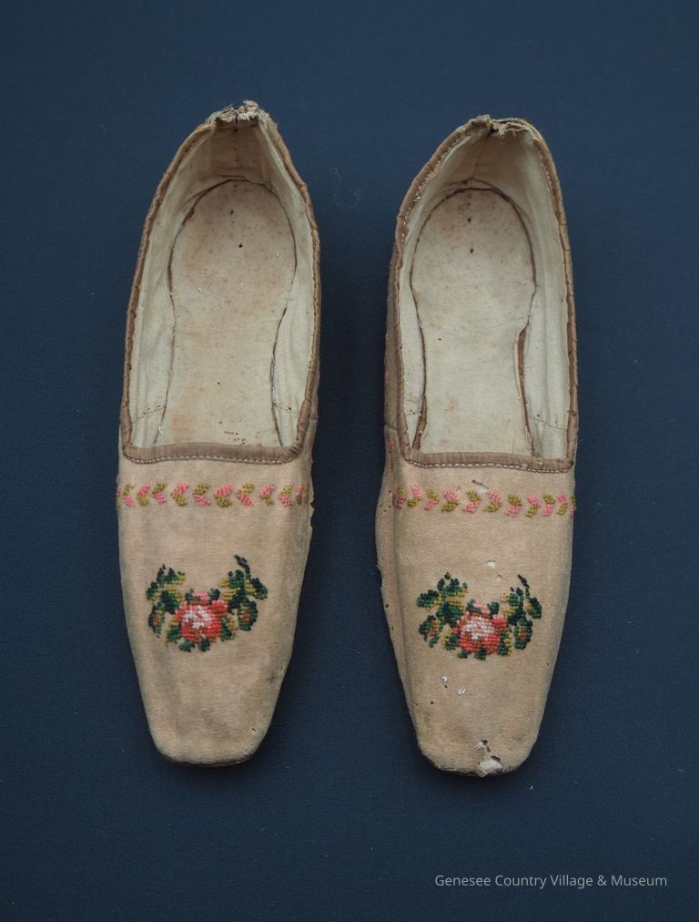 Slippers - Image 2
