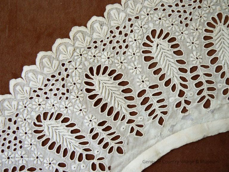 Collar - Image 2