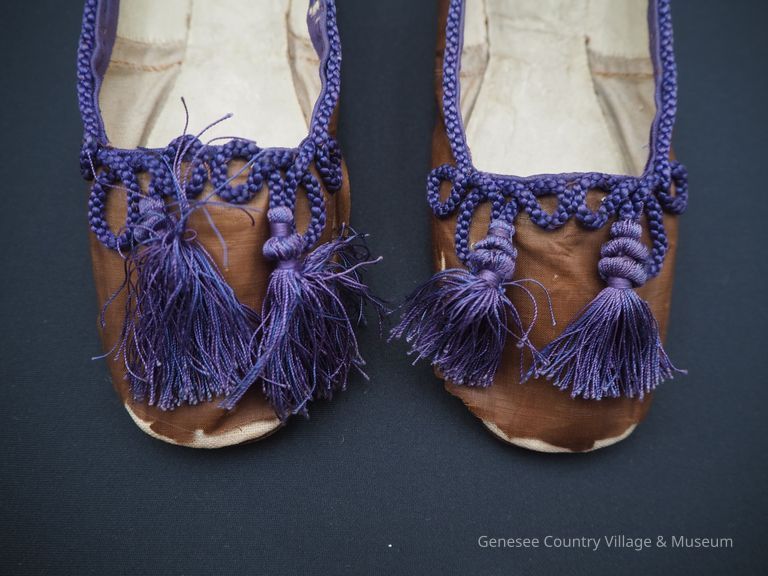 Slippers - Image 5