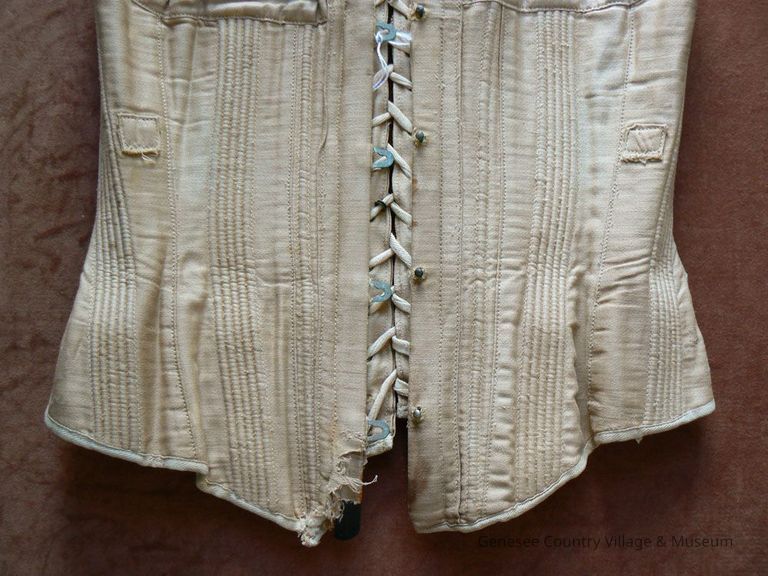 Corset - Image 3