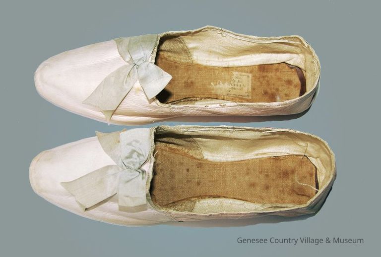 Shoe