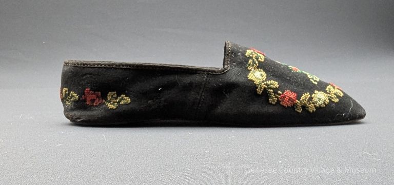 Slippers - Image 4