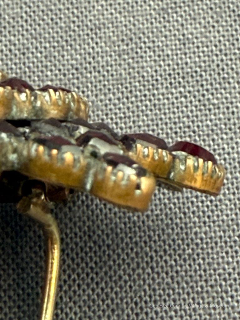 Brooch - Image 3