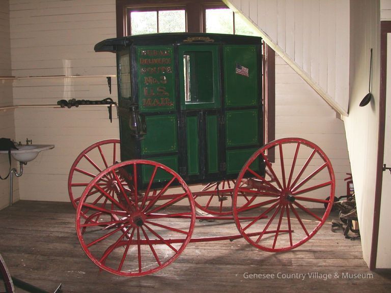 2004.107.1 Mail Wagon, Left Si