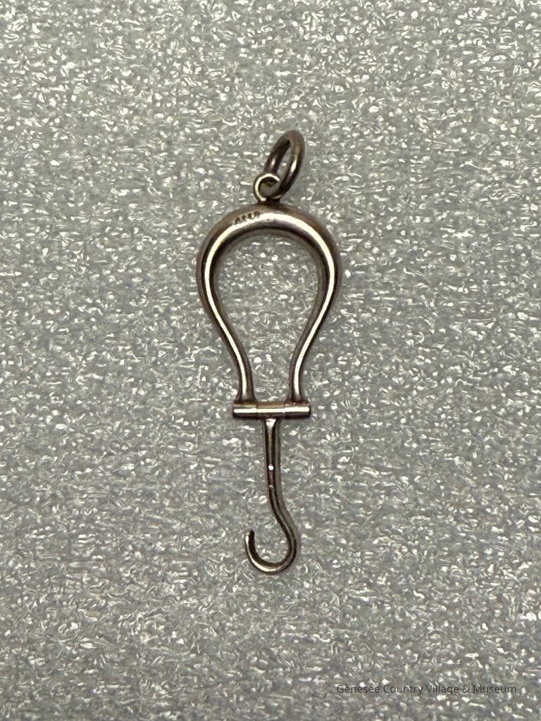 Buttonhook - Image 2