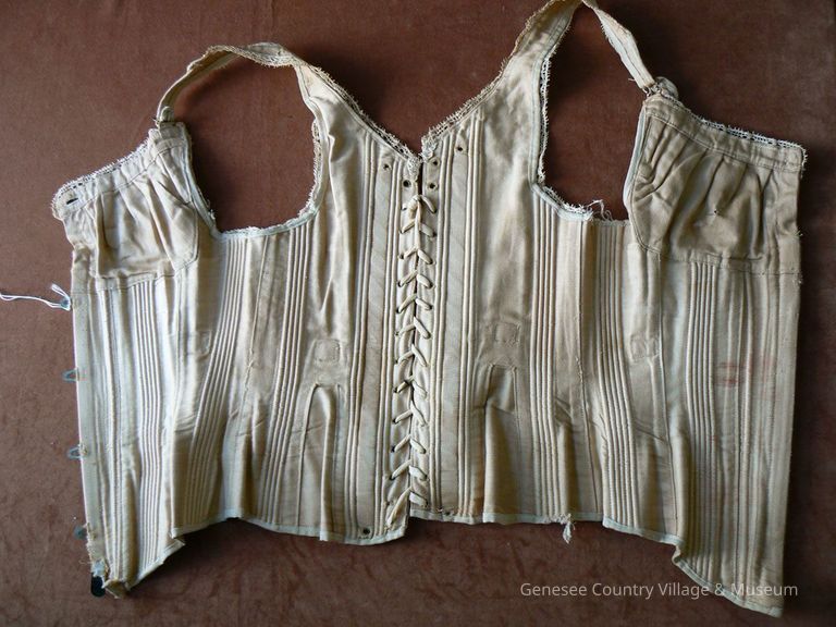 Corset - Image 8