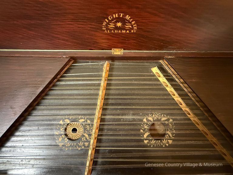 Hammered Dulcimer - Image 5