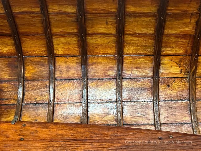 Mortimer Threehouse Canoe - Image 4