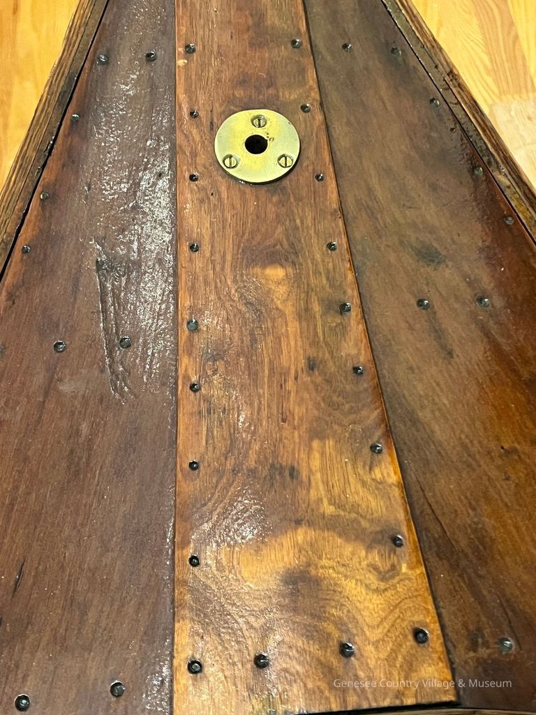 Mortimer Threehouse Canoe - Image 5