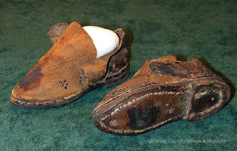 Shoe