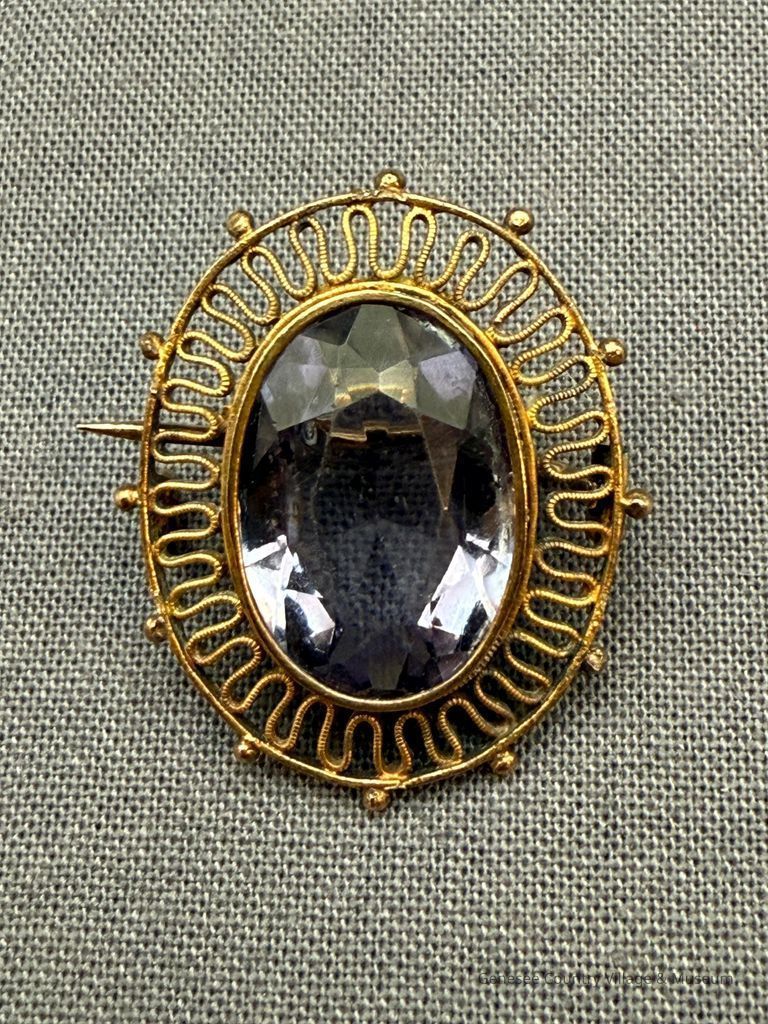 Scatter Pin