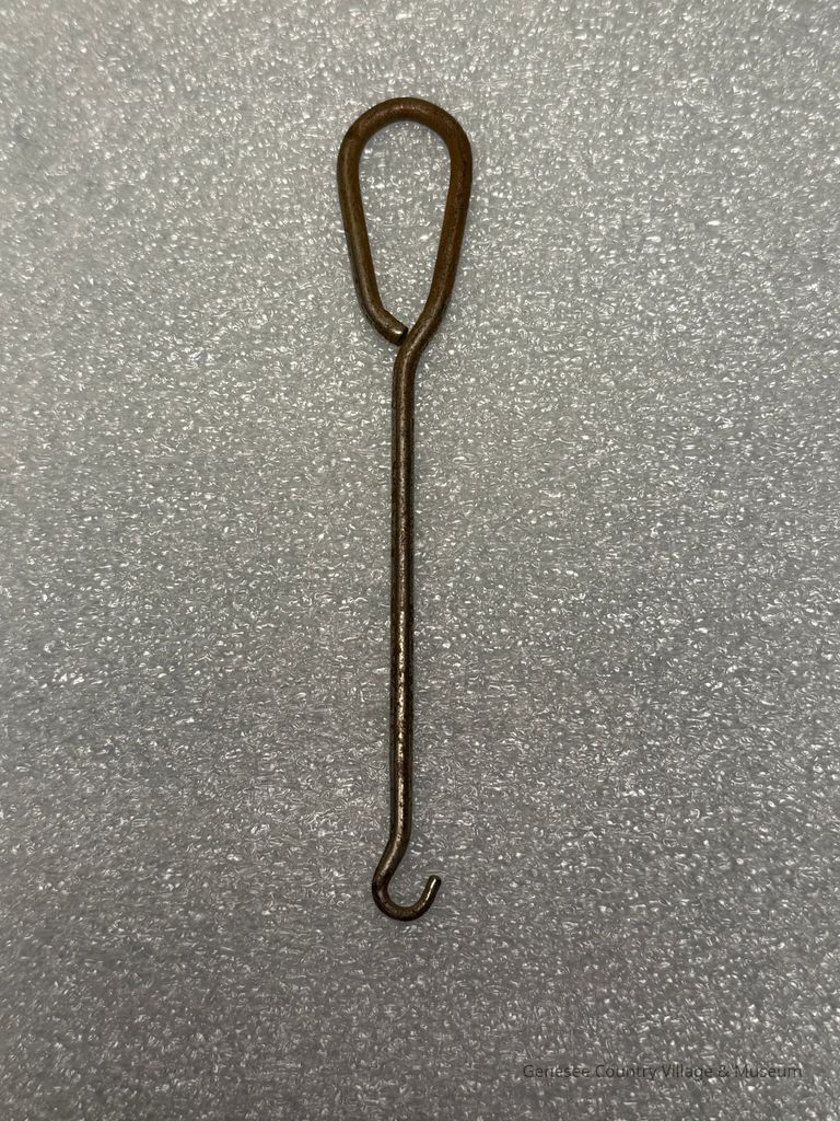 Buttonhook