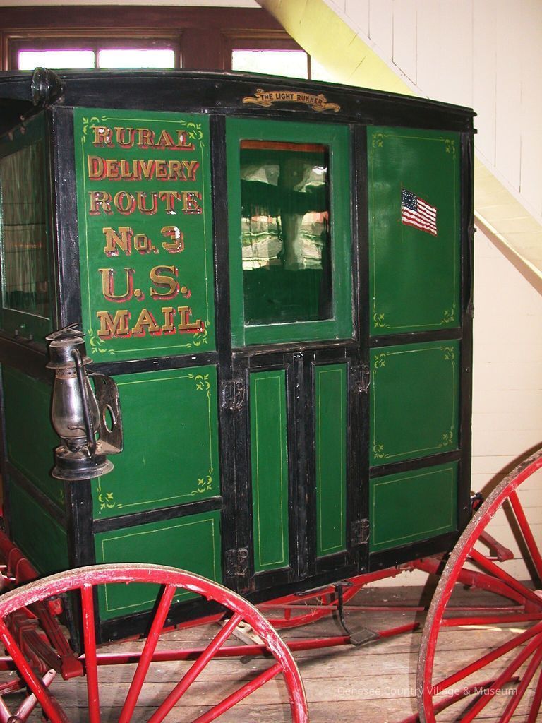 2004.107.1 Mail Wagon, Lamp, S