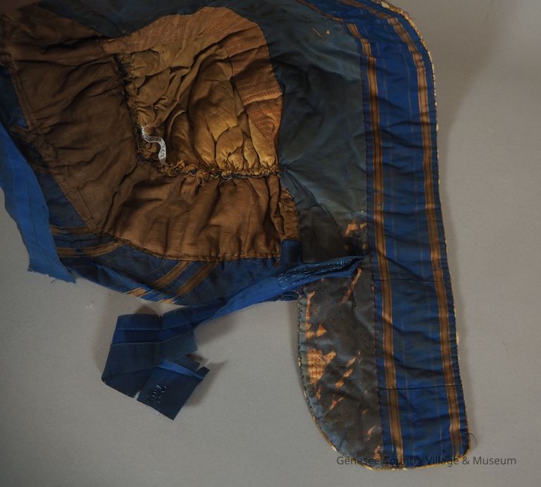 Quilted Hood - Image 9