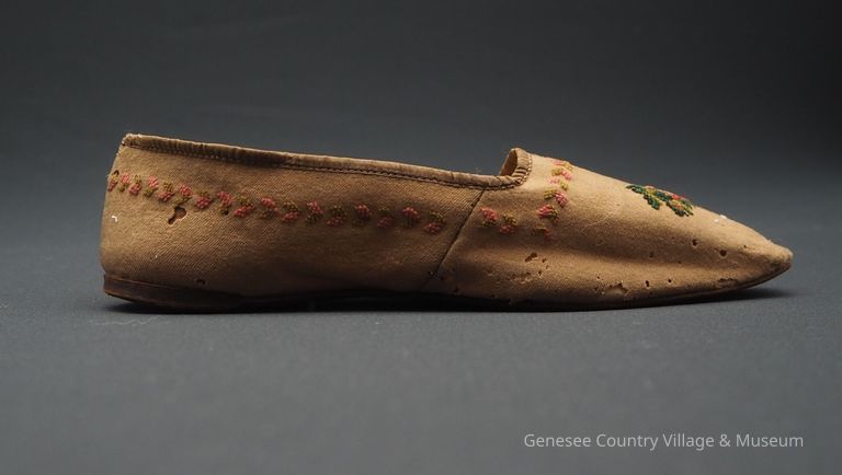 Slippers - Image 4