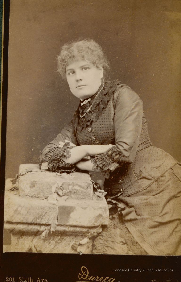 Cabinet card