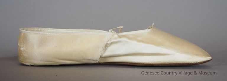 Slippers - Image 4