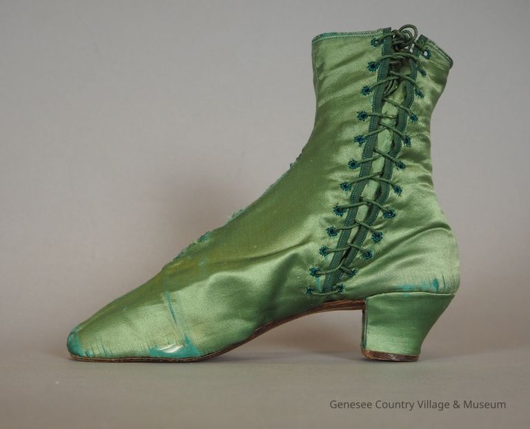 Boots - Image 5