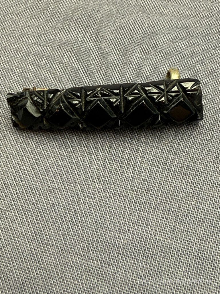 Bar Pin