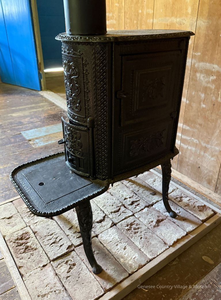 Heating Stove - Image 2