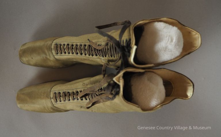 Boots - Image 3