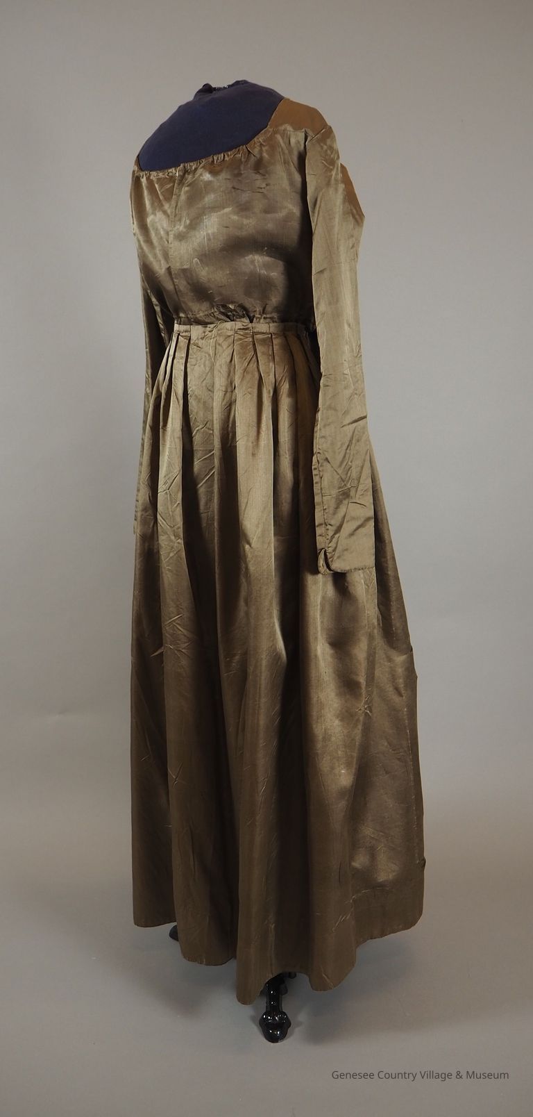 Dress - Image 2