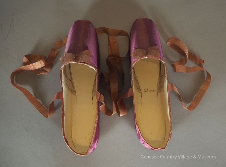 Slippers - Image 5
